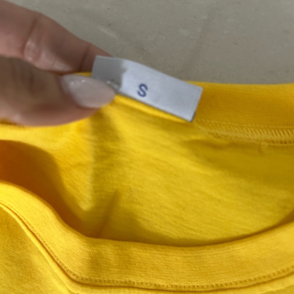Club med Brazil NEW Yellow Graphic T-Shirt - Picture 5 of 7